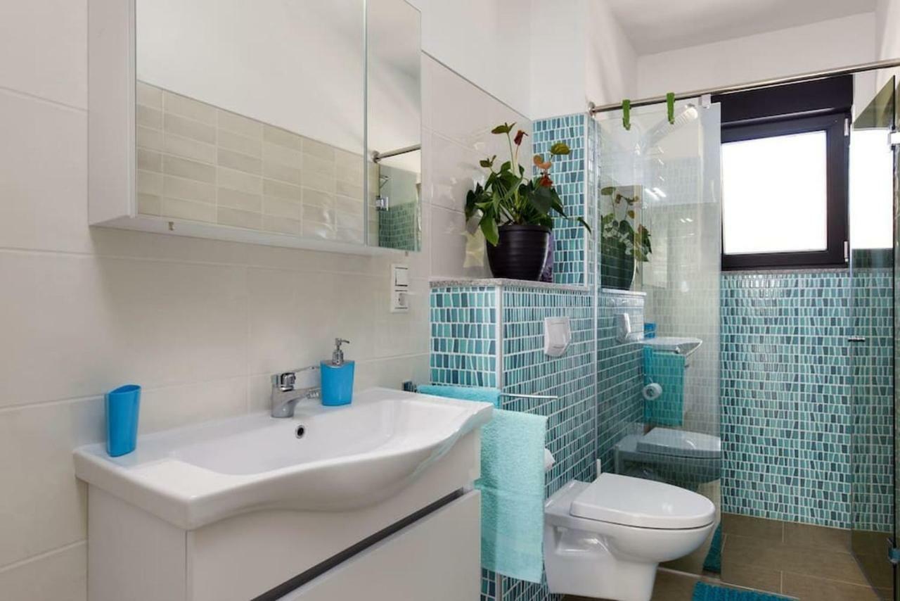 Apartment Ruza - Pool Seget Donji Exterior photo